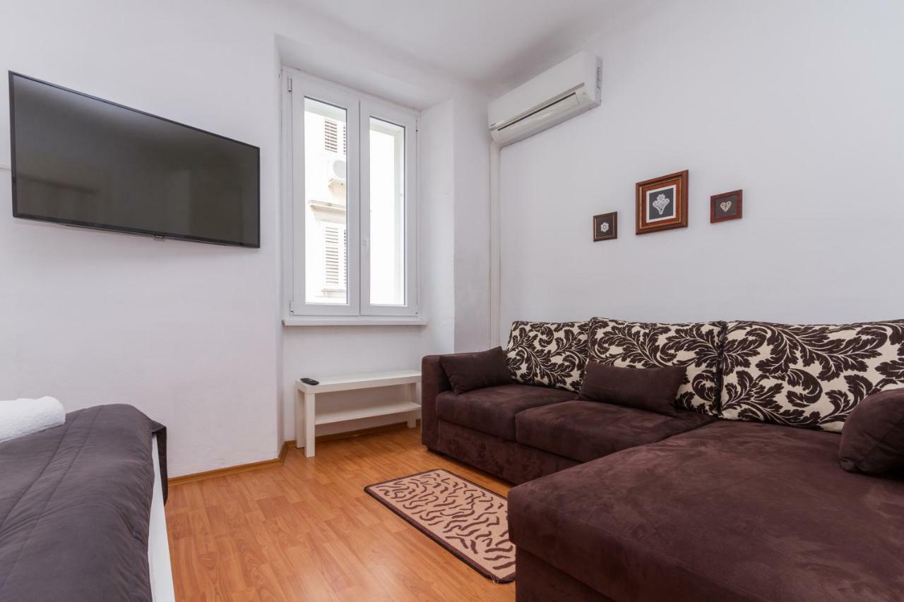 Apartment Petka ピラン エクステリア 写真