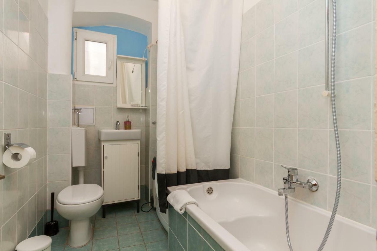 Apartment Petka ピラン エクステリア 写真